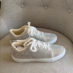 Sparkling Crystal Embellished Women's Sneakers - White